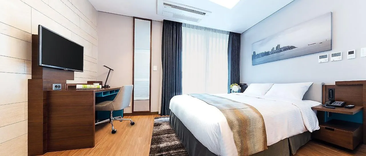 Felix By Stx Hotel And Suite Busan 4*,  South Korea